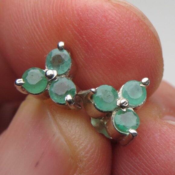 *925 Sterling Silver Genuine Emerald Earring Studs - Picture 1 of 5